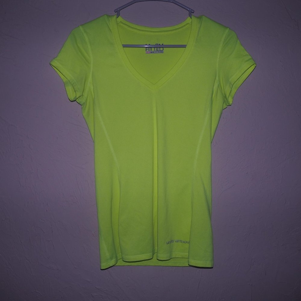 UA Heatgear neon shirt